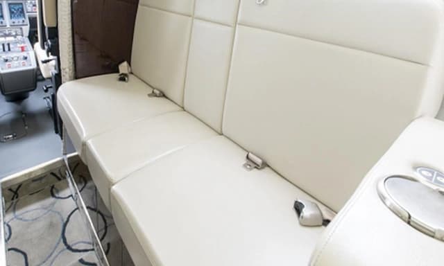 Embraer Phenom 300 N600GF photo 5