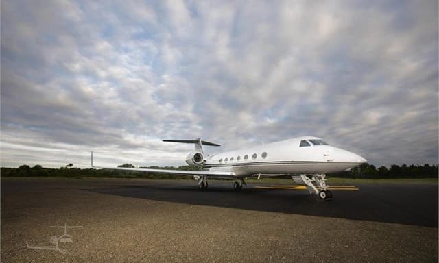 Gulfstream V N970BG photo 4