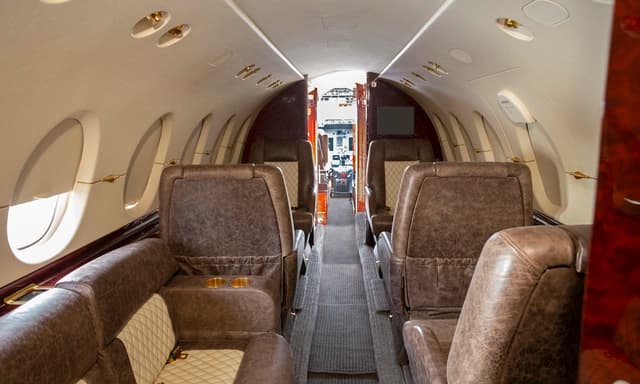 Hawker 900XP N702SS photo 4
