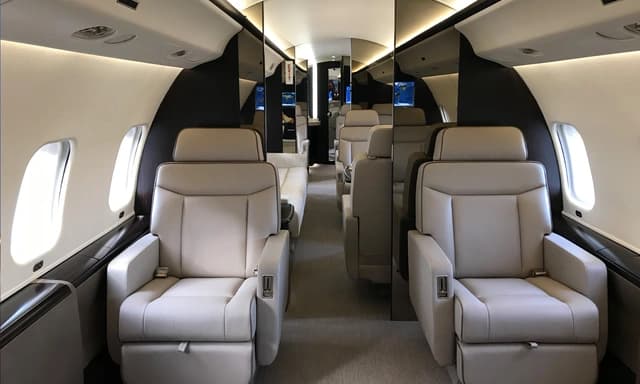 Global Express N801AD photo 2