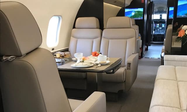 Global Express N801AD photo 5
