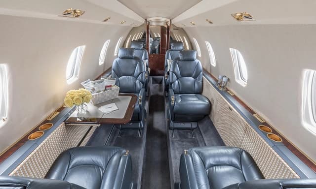 Cessna Citation Excel N1867M photo 5
