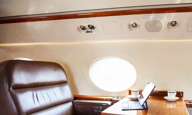 Gulfstream V N280PH photo 2
