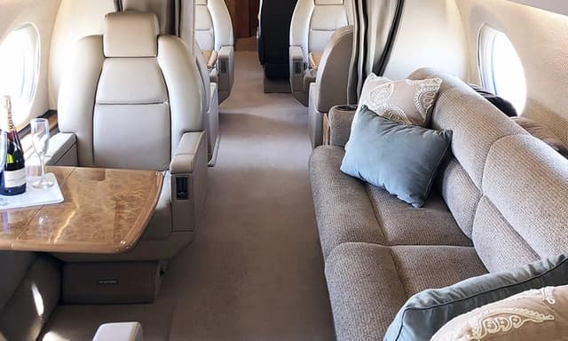 Gulfstream V N516GH photo 3