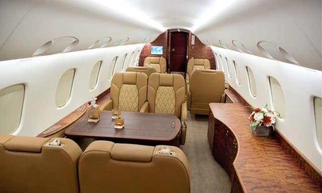 Embraer Legacy 600 N905FL photo 2