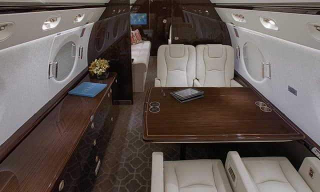 Gulfstream G550 N973MN photo 5