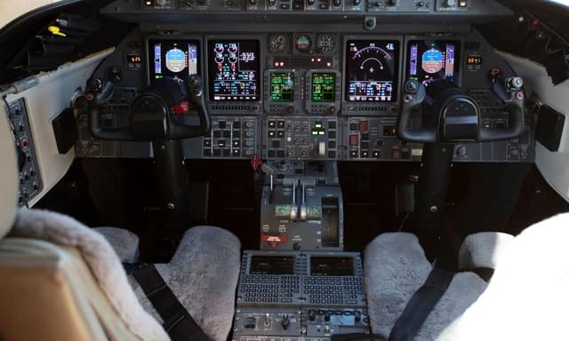 Learjet 45 N118RK photo 5