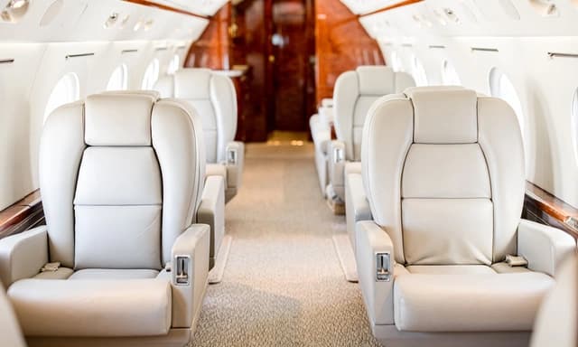 Gulfstream G300 N44GJ photo 2
