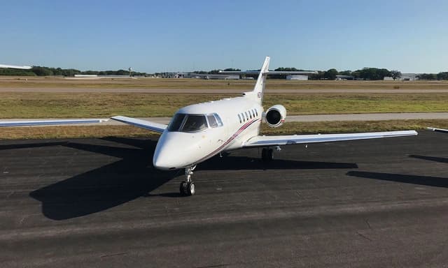Hawker 800XP N63YM photo 4
