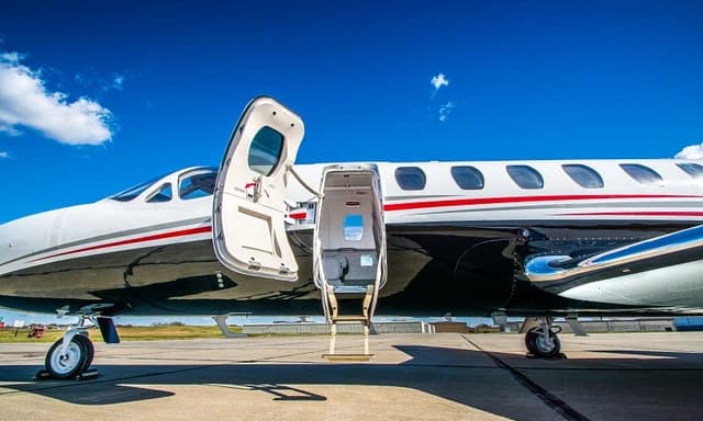 Cessna Citation Ultra N816SH photo 4