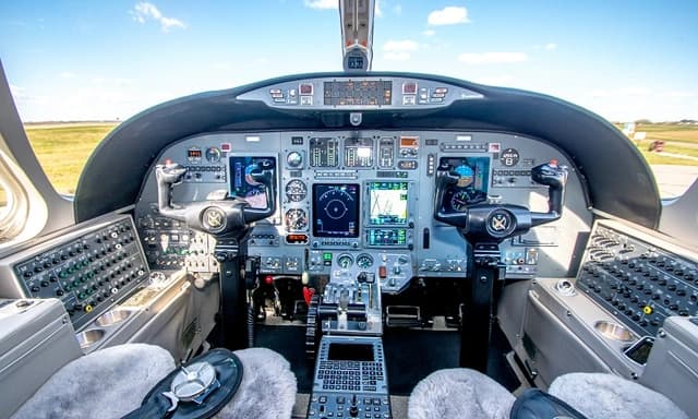 Cessna Citation Ultra N816SH photo 6