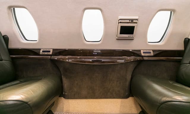 Cessna Citation X N1HS photo 4