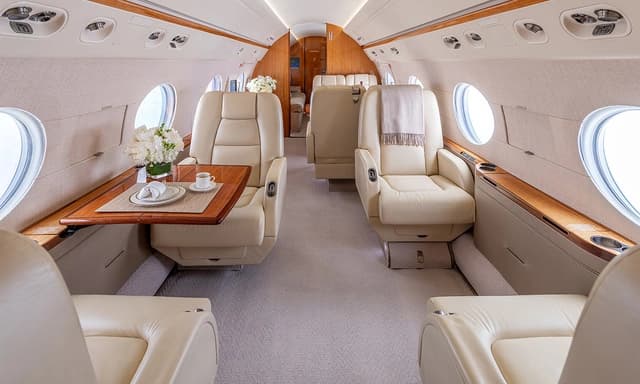 Gulfstream G550 N1759C photo 2