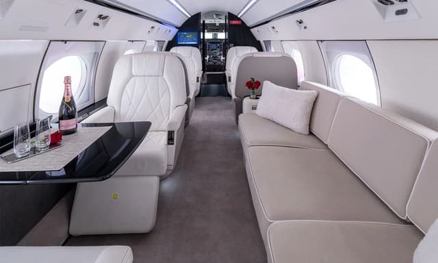 Gulfstream IV-SP N905LP photo 5
