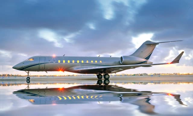 Global Express N595E