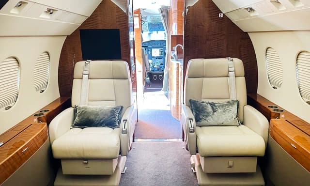 Falcon 900EX EASy N550SH photo 5