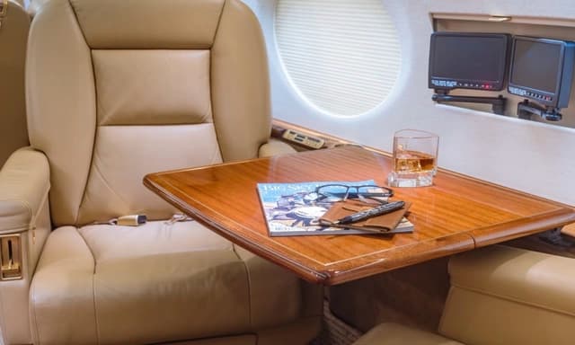 Gulfstream G550 N518AH photo 4