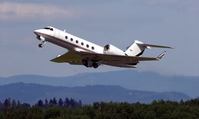 Gulfstream IV N18TD photo 4