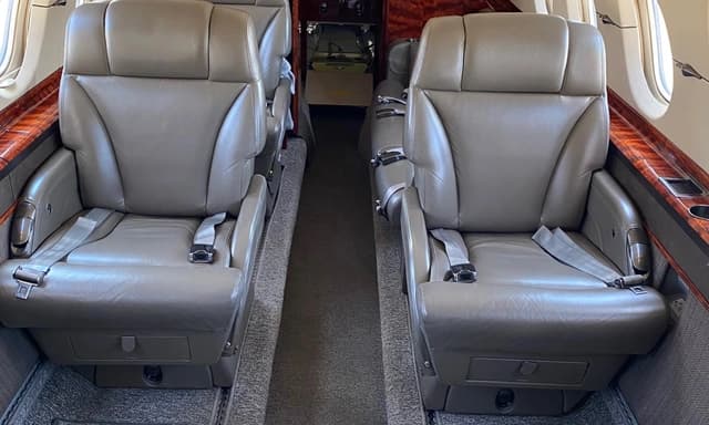 Hawker 850XP N850EC photo 2