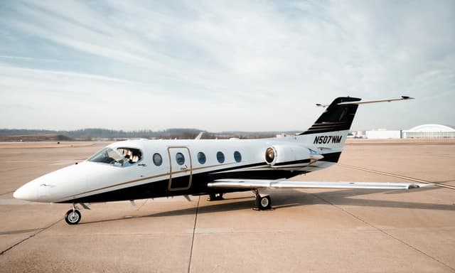 Hawker 400XP N507WM