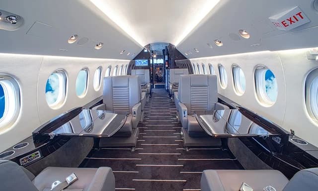 Falcon 900EX N324SL photo 4