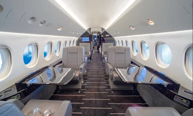 Falcon 900EX N324SL photo 3
