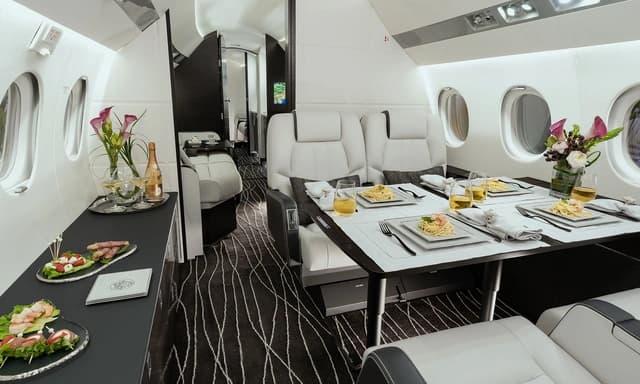 Falcon 900DX N500JJ photo 4