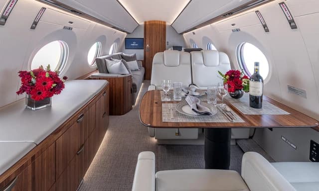 Gulfstream GVII-G500 N131YF photo 4