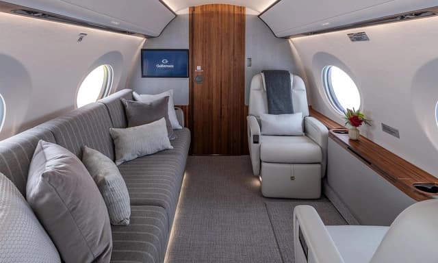 Gulfstream GVII-G500 N131YF photo 6
