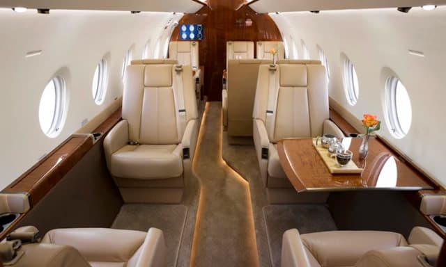 Gulfstream G280 N280S photo 3