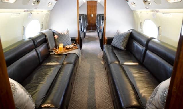 Gulfstream V N416RJ photo 3