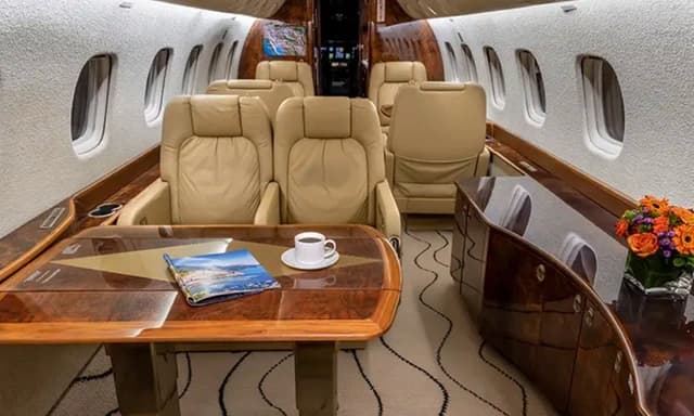 Embraer Legacy 600 N661JM photo 2