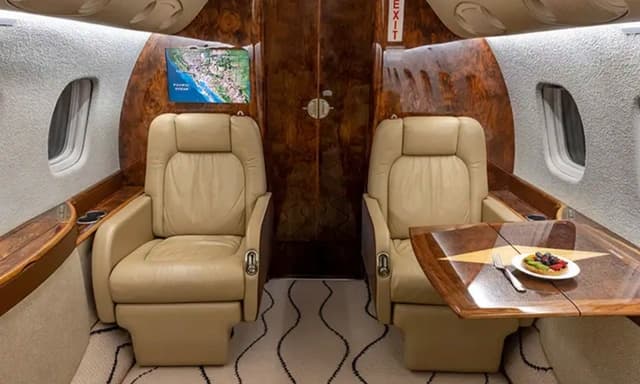 Embraer Legacy 600 N661JM photo 5