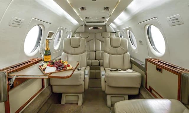 Beechjet 400A N922TR photo 3