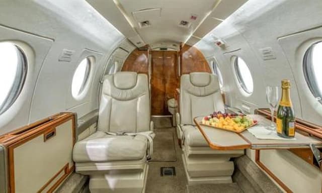 Beechjet 400A N922TR photo 2