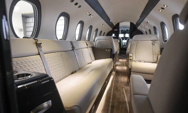 Cessna Citation Longitude N725VM photo 5
