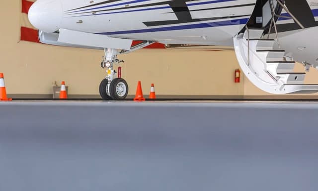Cessna Citation Longitude N725VM photo 6