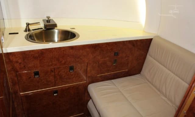 Hawker 800XP N87RB photo 4