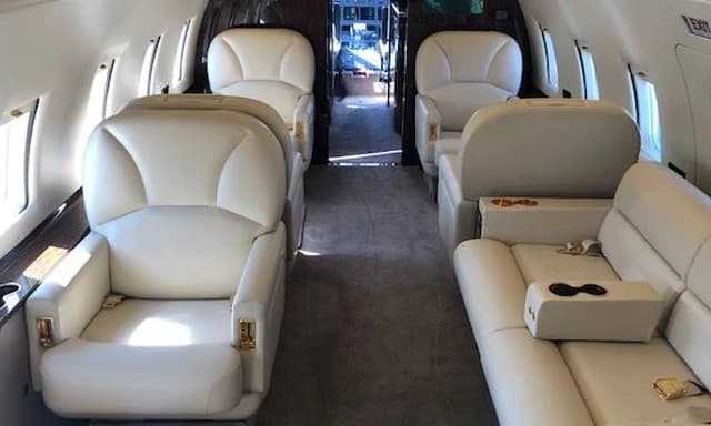 Challenger 604 N604SG photo 2