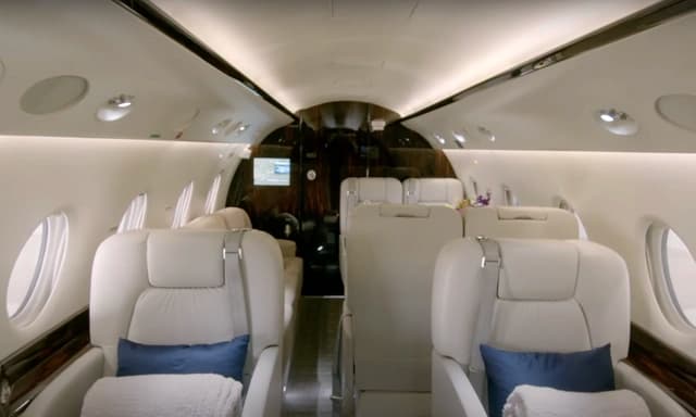 Gulfstream G200 N116FE photo 4