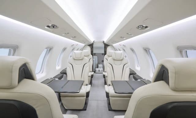 Pilatus PC-24 N84KE photo 2