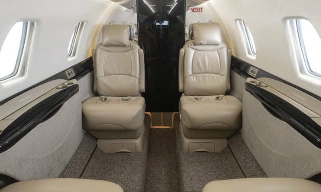 Cessna Citation Sovereign N682HS photo 3