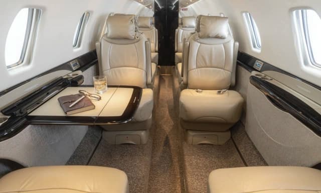 Cessna Citation Sovereign N682HS photo 2