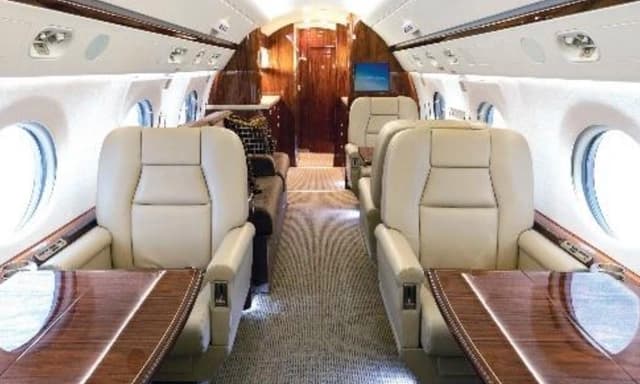 Gulfstream G450 N989KM photo 2