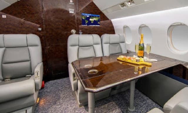 Falcon 2000EX EASy N799RB photo 4