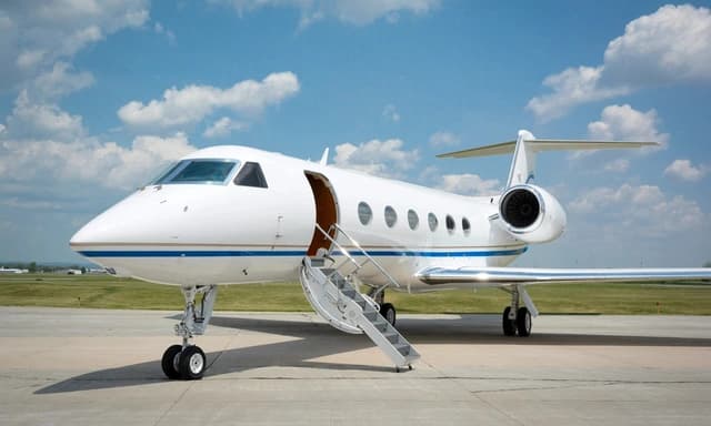 Gulfstream G450 N450WC photo 4