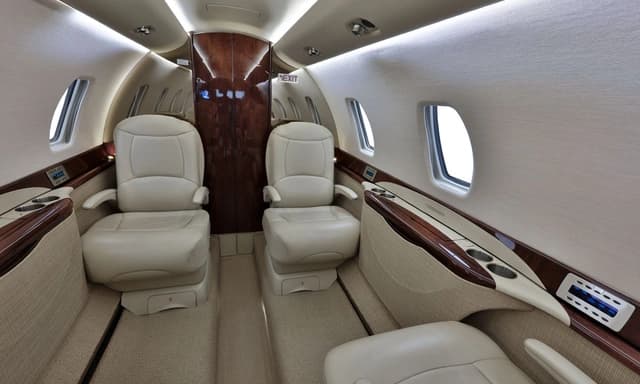 Cessna Citation Sovereign N120CB photo 4