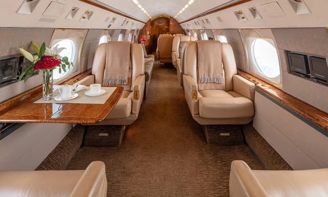 Gulfstream IV-SP N1979L photo 2