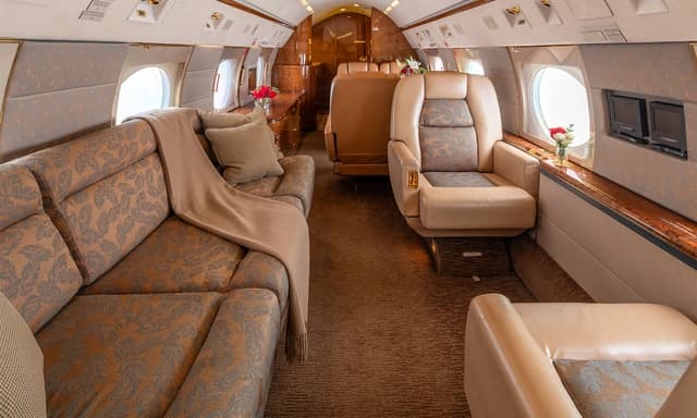 Gulfstream IV-SP N1979L photo 5