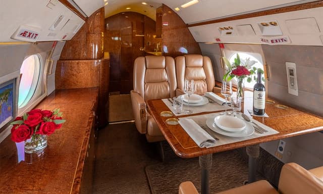 Gulfstream IV-SP N1979L photo 6